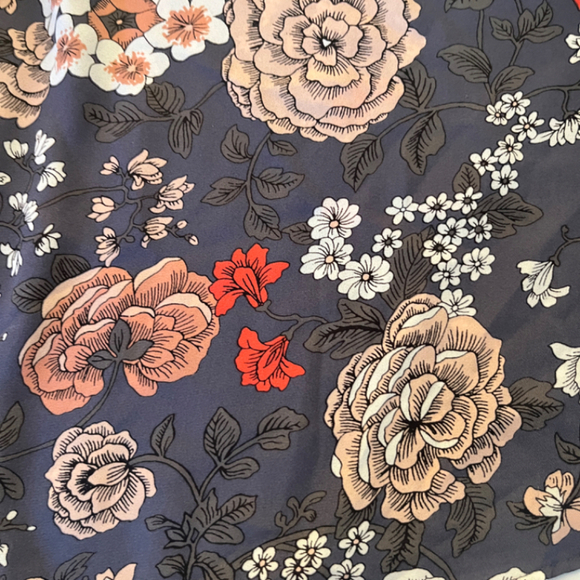 LOFT Dark Navy Floral Lightweight Shirt Blouse Small - Picture 8 of 10